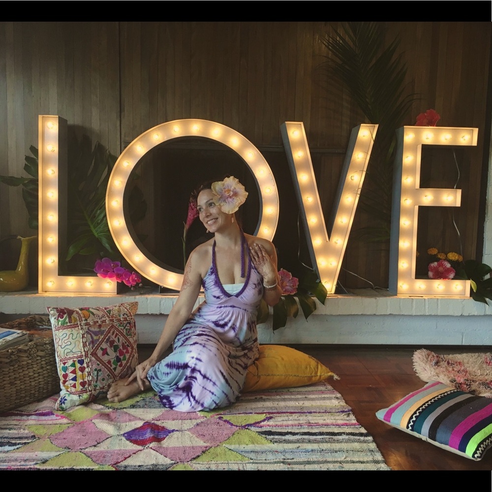 Meet your Posher, Maya